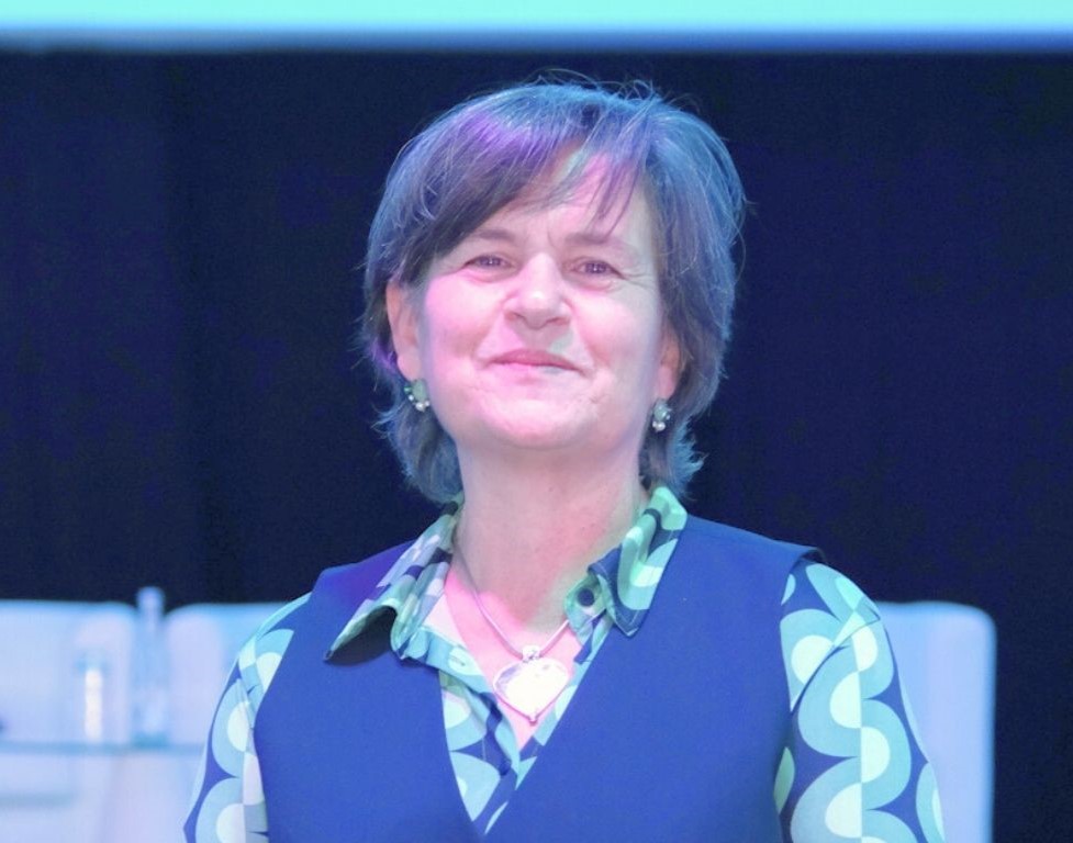 Dr.ª Paula Pamplona