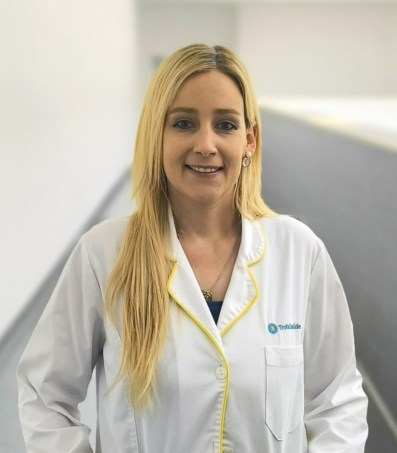 Cíntia Pinho Reis, Prof.ª Dra.