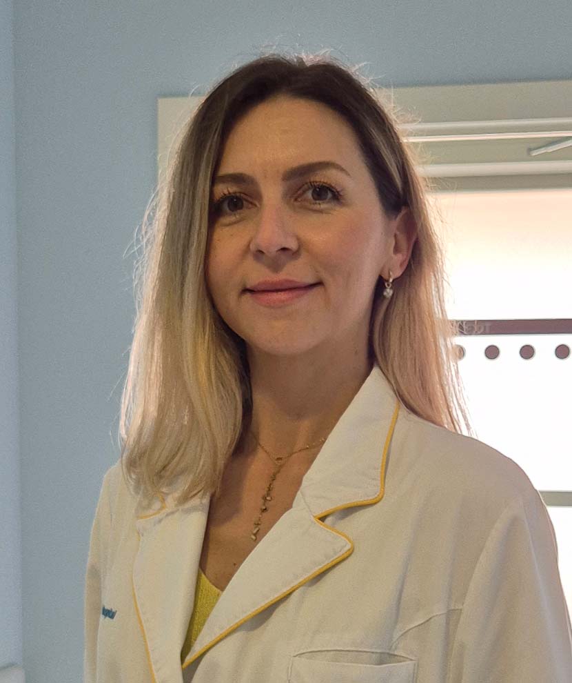 Alyona Koshelnyk, Dra.