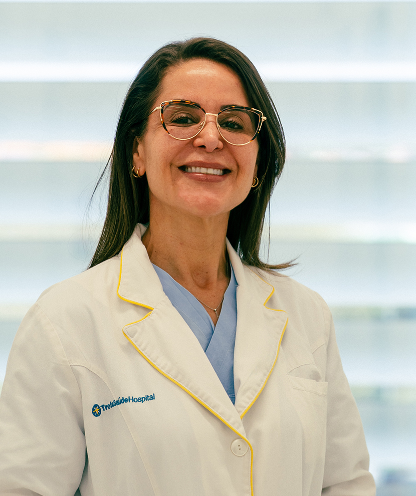 Alessandra Soares, Dra.