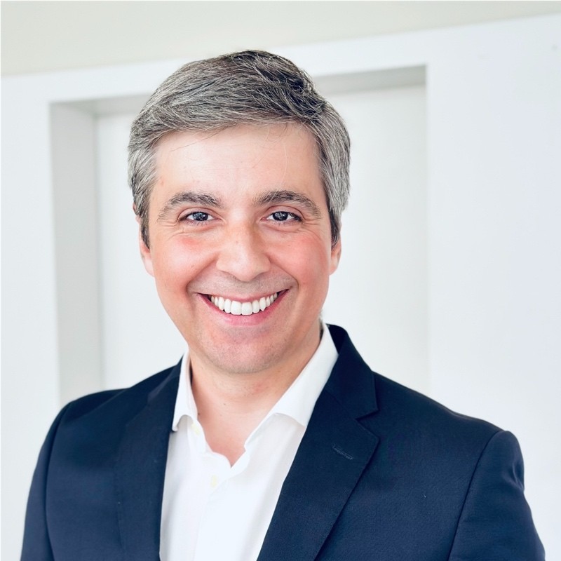 Dr. Tiago Pimentel