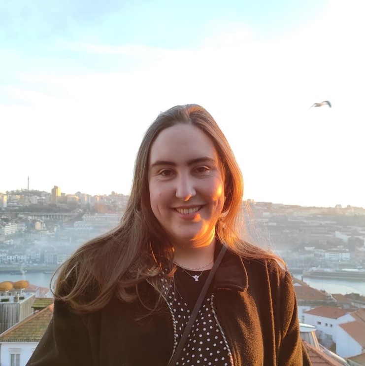 Dr.ª Ângela Fernandes