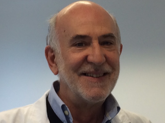 Dr. Carlos Sousa