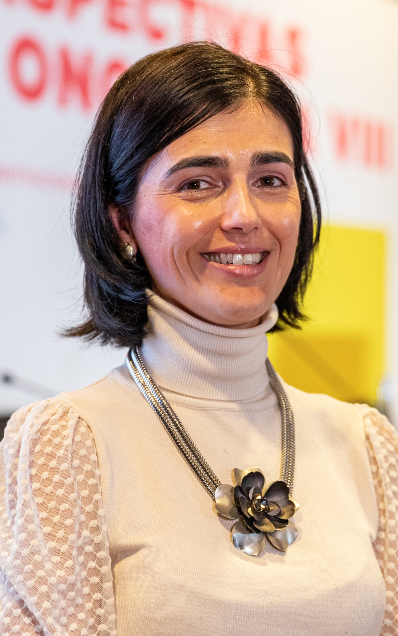 Prof.ª Doutora Cláudia Vieira